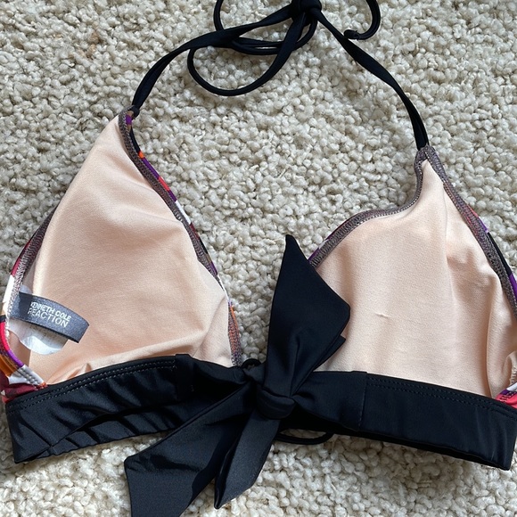 Kenneth Cole Reaction colorful bikini top - Picture 3 of 7
